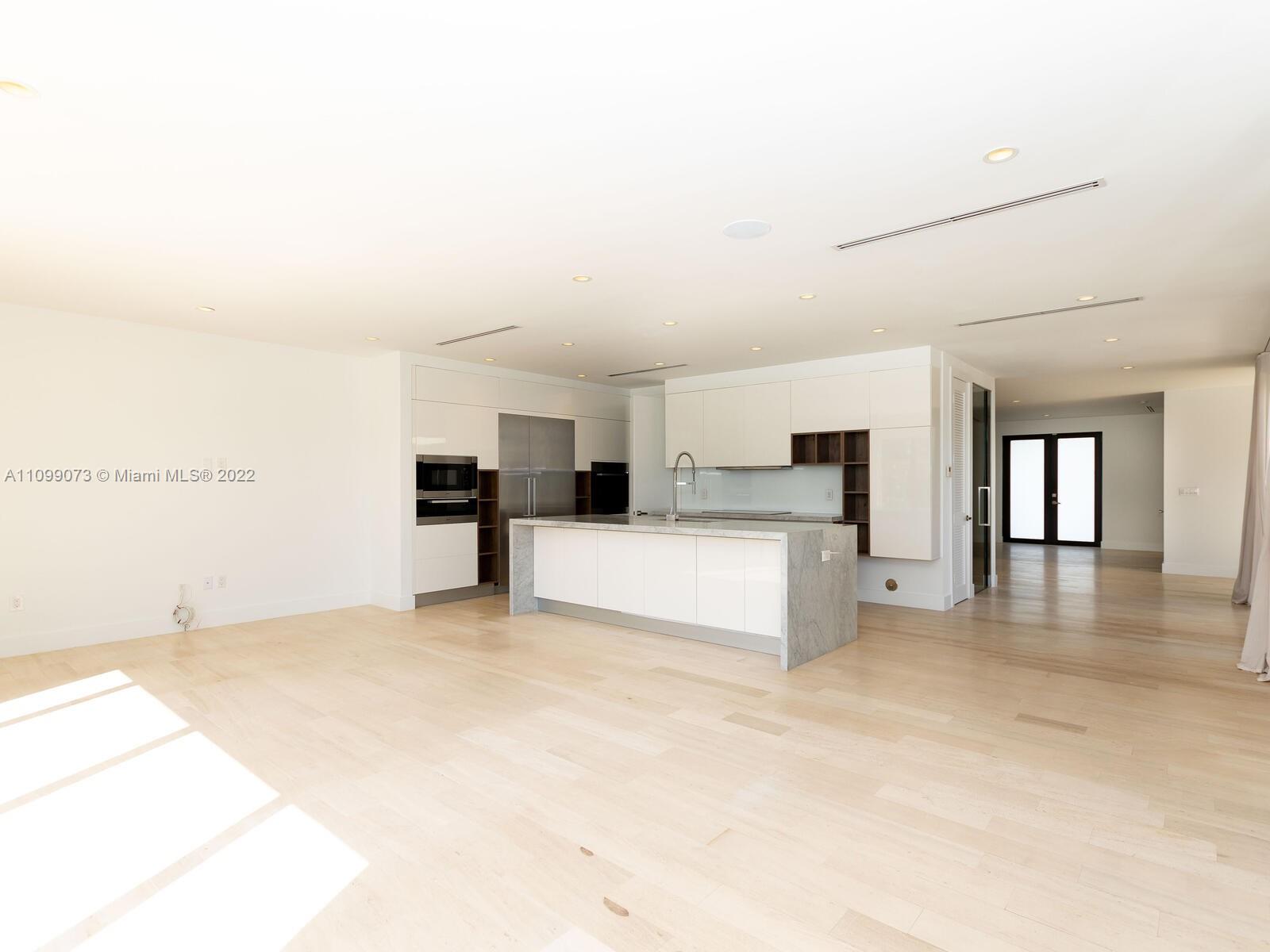 NORMANDY GOLF COURSE - Residential