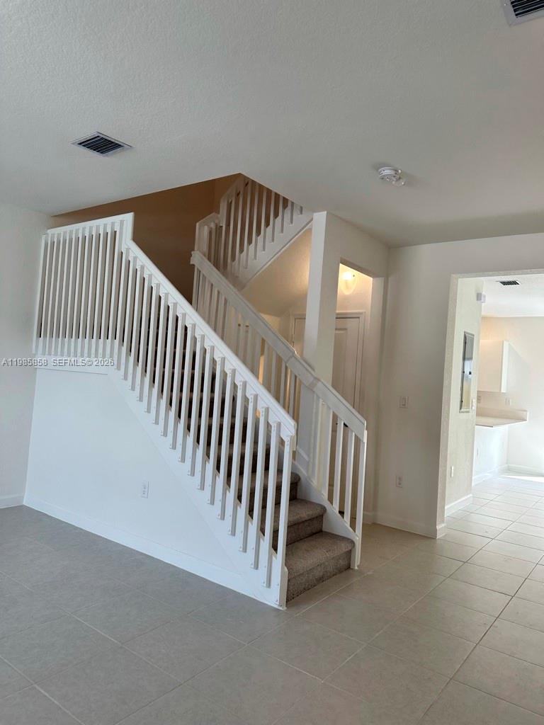 PINE ISLE - Residential Lease