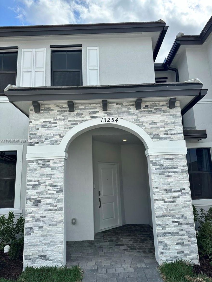 Welcome to this amazing 3 bedrooms, 2.5 bathrooms townhome located in the vibrant city of Homestead! This stunning property boasts an open and airy floor plan, with plenty of natural light flooding in through the large windows. The spacious living room provides the perfect space for entertaining guests, while the modern kitchen is fully equipped with stainless steel appliances, granite countertops, and ample storage space. The three bedrooms offer plenty of room for relaxation and privacy, and the 2.5 bathrooms feature sleek finishes and stylish fixtures. With its convenient location and luxurious amenities, this townhome is the perfect place to call home in Miami