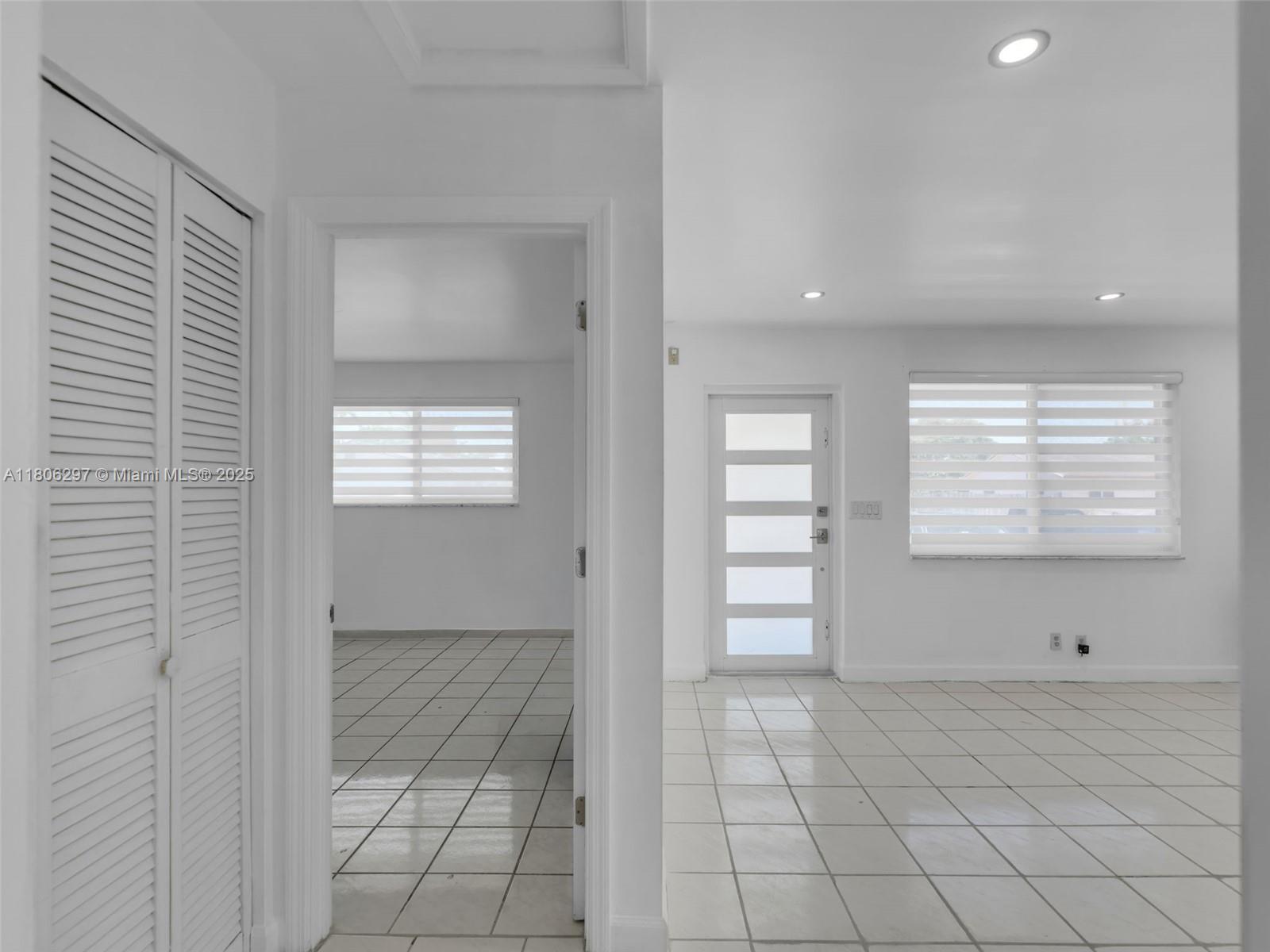 EVERGLADES SUGAR & LAND C - Residential Lease