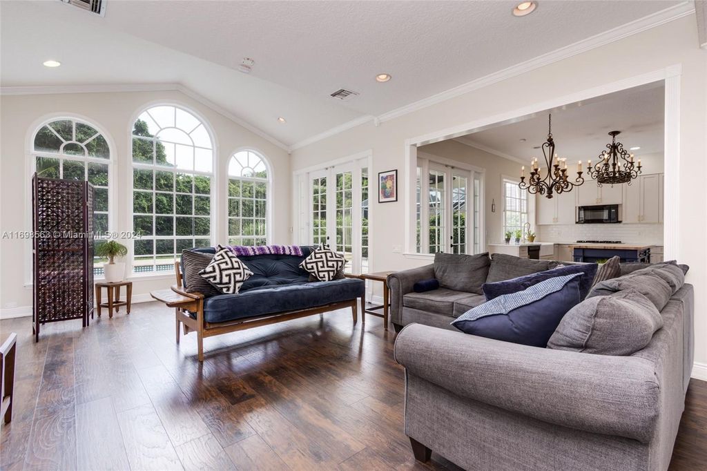 Photo of 131 Satinwood Ln, Palm Beach Gardens, FL 33410 (MLS # A11698563)