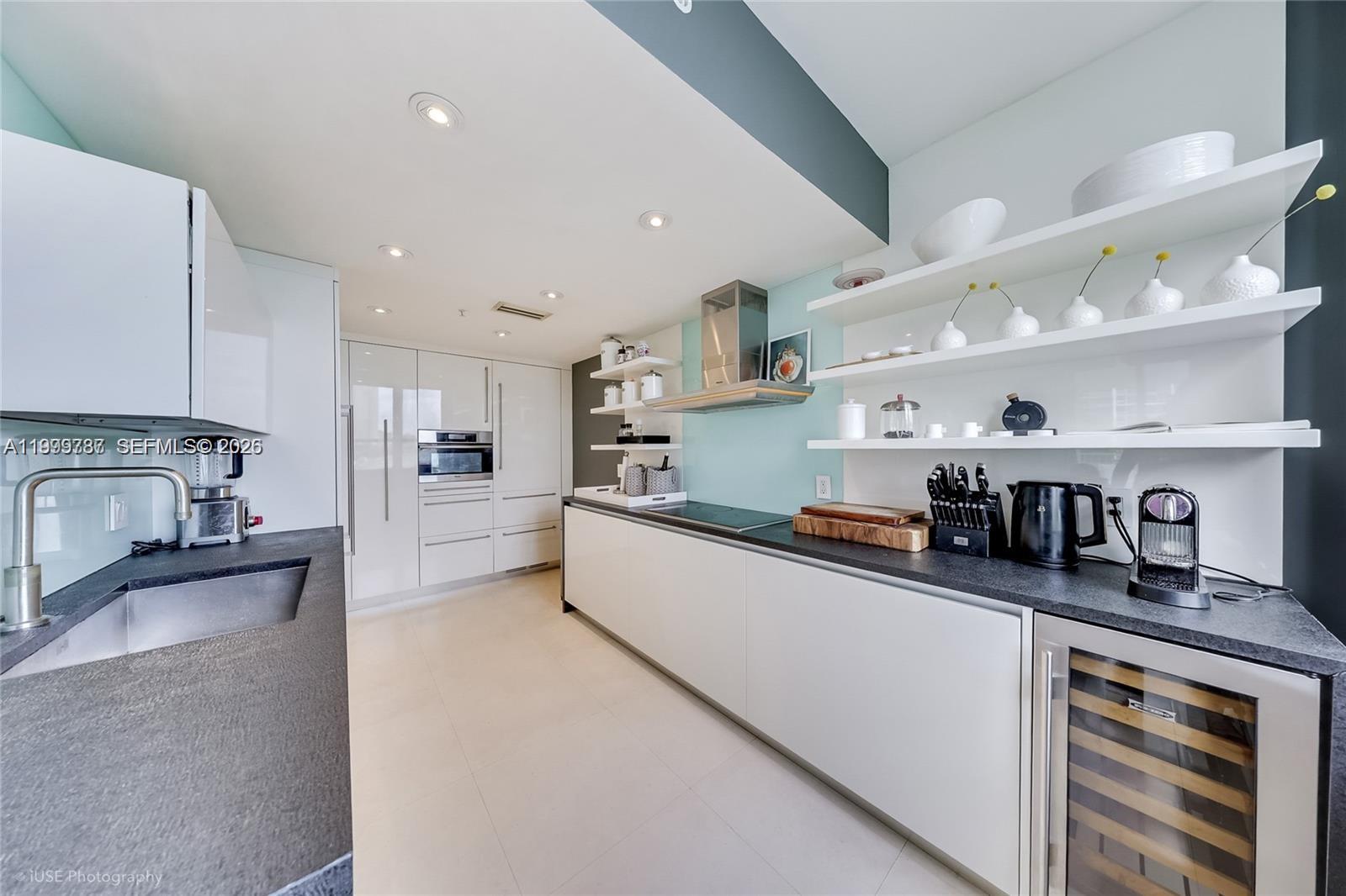 COURVOISIER COURTS CONDO - Residential