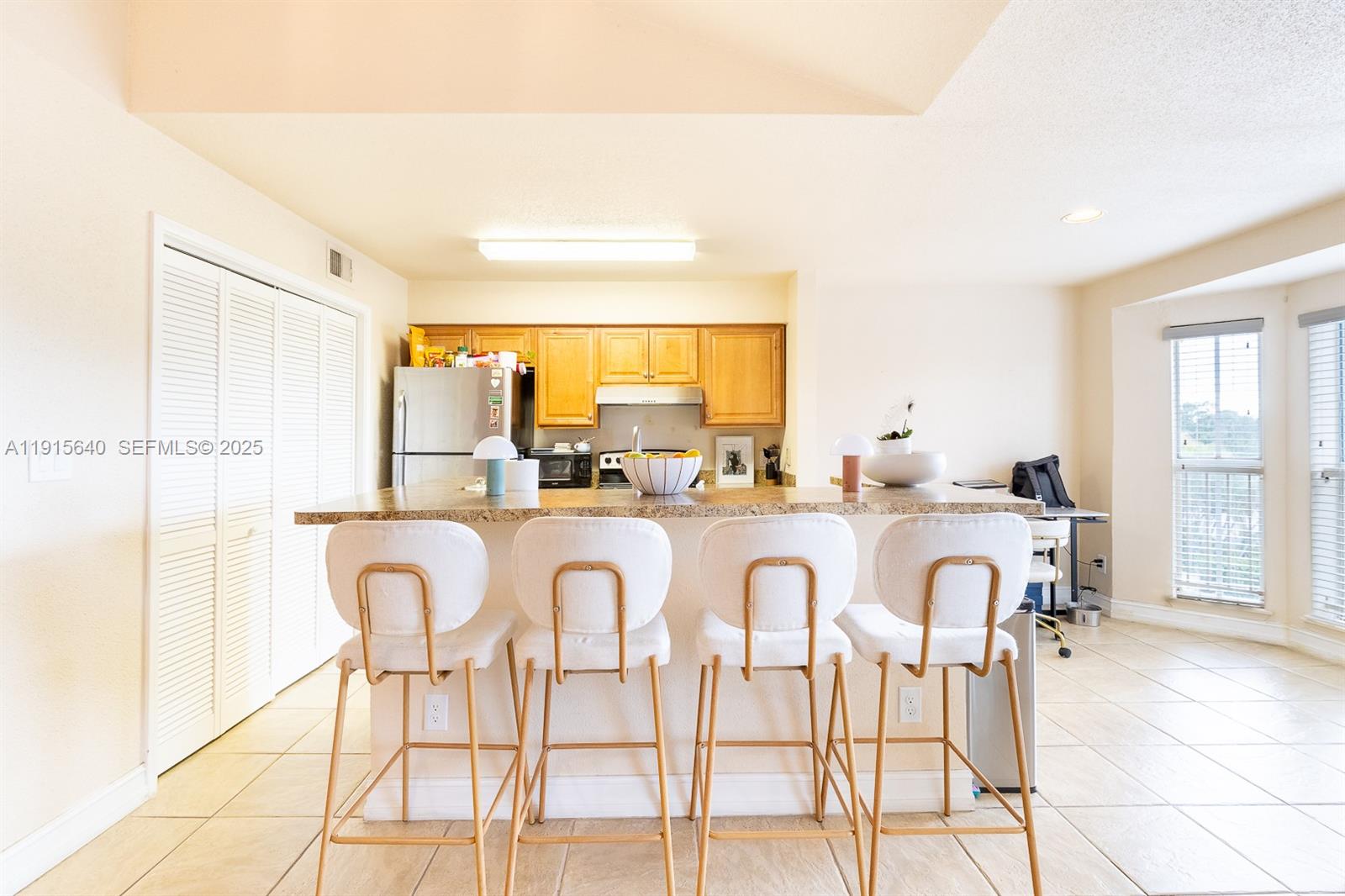 SAVANNAH AT RIVERSIDE CON - Residential