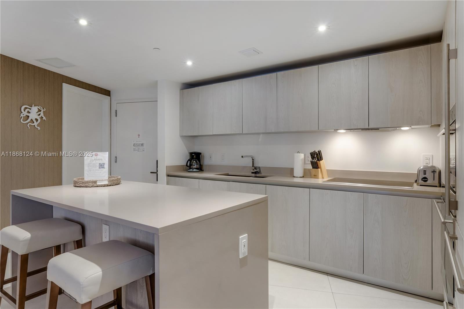 4111 SOUTH OCEAN DRIVE CO - Residential Lease