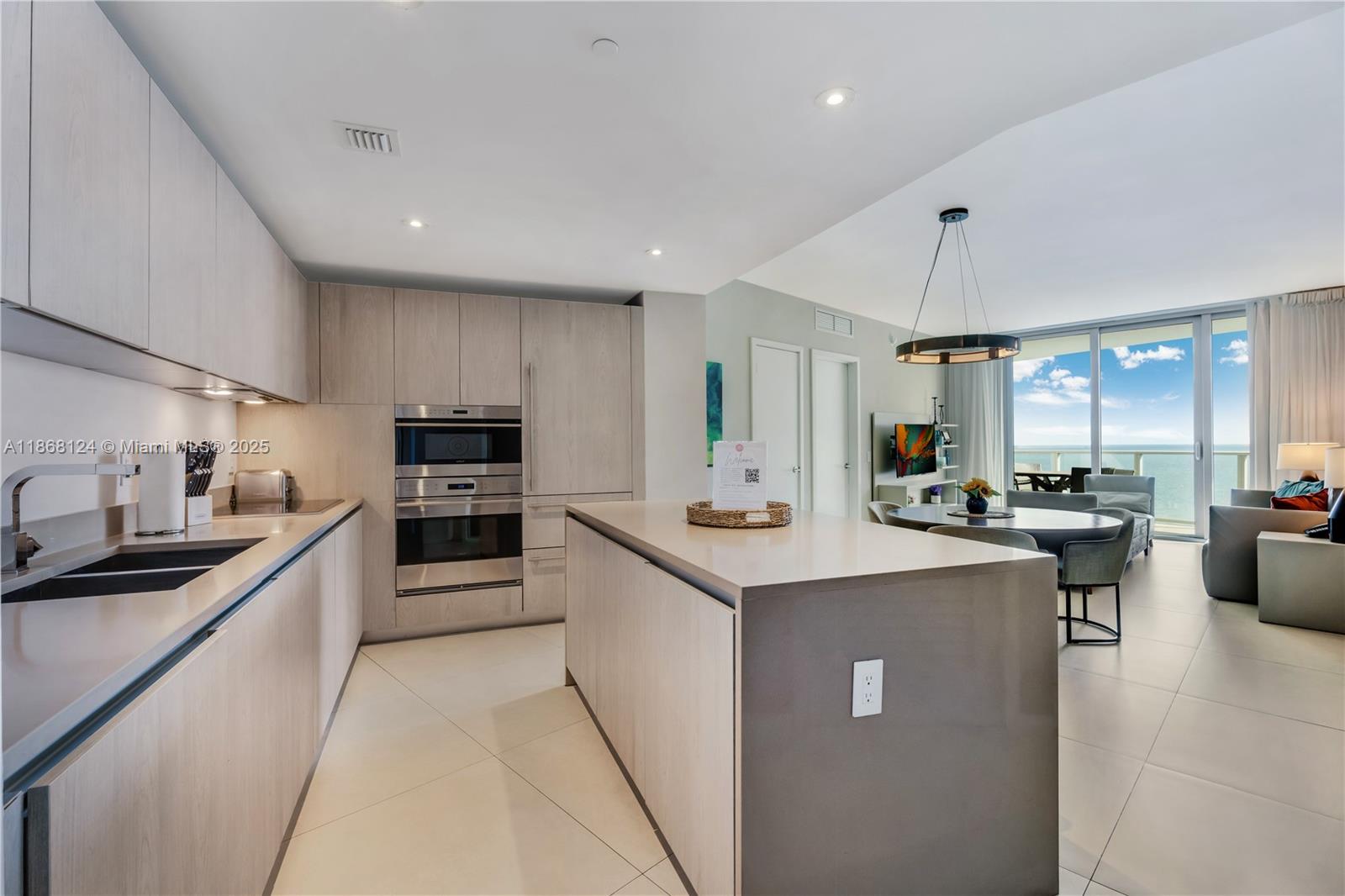 4111 SOUTH OCEAN DRIVE CO - Residential Lease