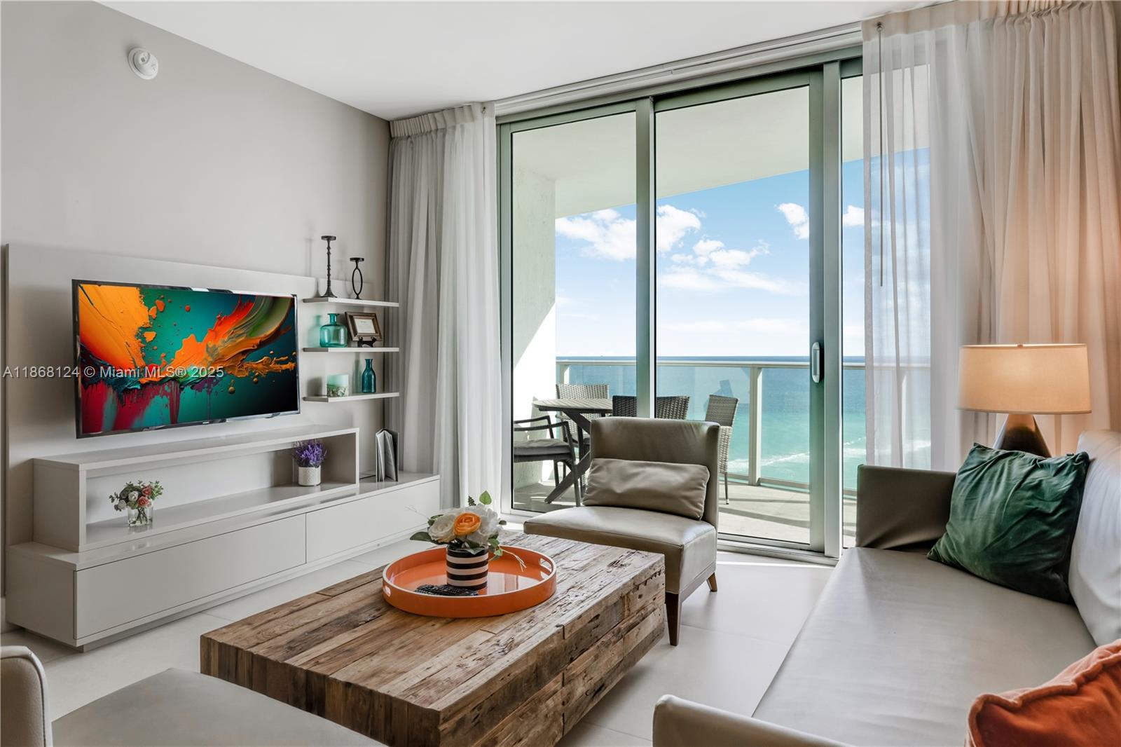 Welcome to Luxe Stay - Enjoy the glamour of this stylish 2/2 at Lyfe Residences & Resort. Stay in a private apartment with full hotel amenities—pool, hot tub, gym & more. The new luxury tower rises over Hollywood Beach with partial ocean views and direct beach access. Walk to the sand, dine nearby, shop, or relax on your private balcony. Please note the advertised price is for the low season; prices may vary based on the booking dates.