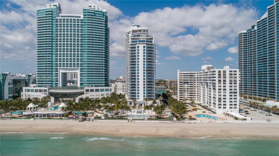 3535 S Ocean Dr 2004