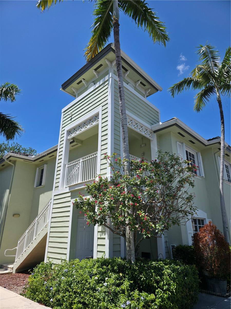 Rental Property at 378 Ne 25th Pl 201, Homestead, Miami-Dade County, Florida - Bedrooms: 3 
Bathrooms: 2  - $2,200 MO.