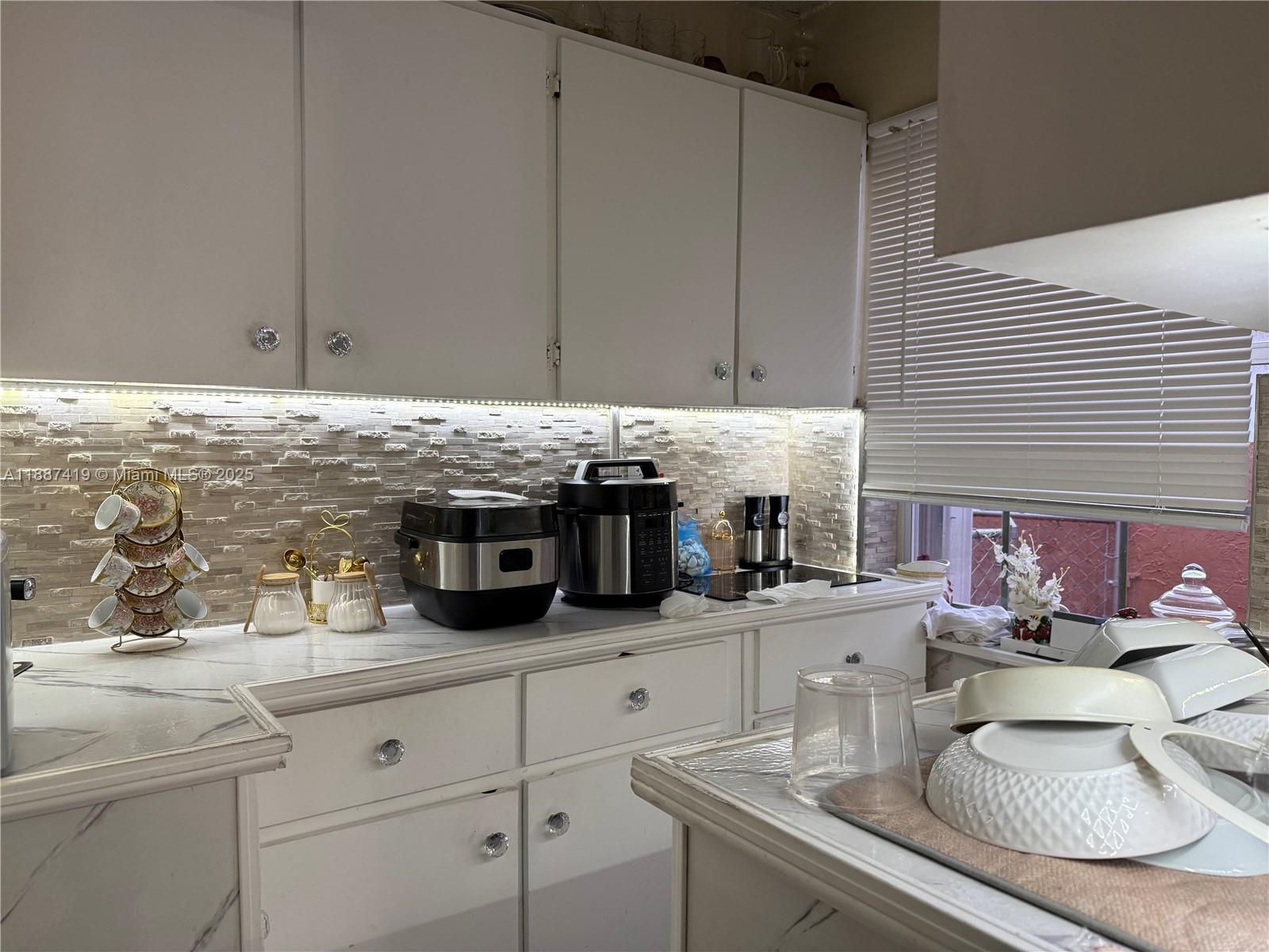 CORAL WAY ESTATES - Residential