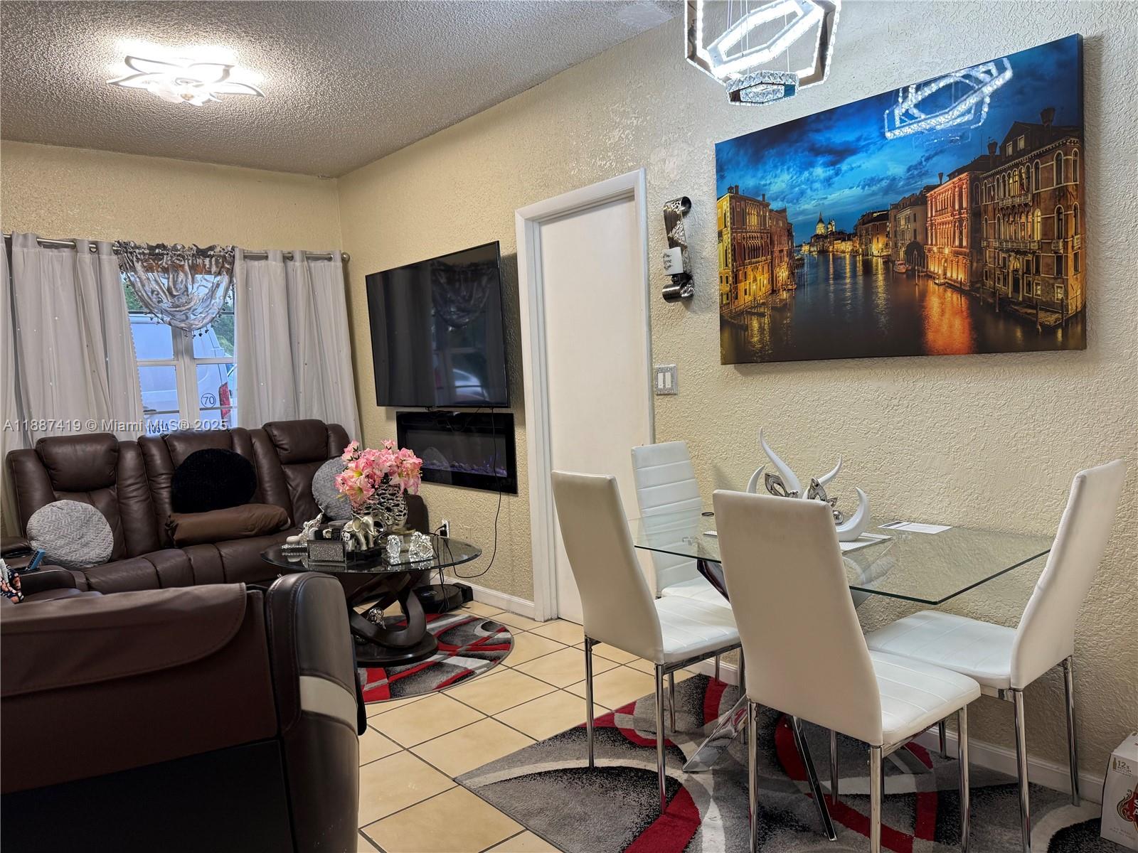 CORAL WAY ESTATES - Residential