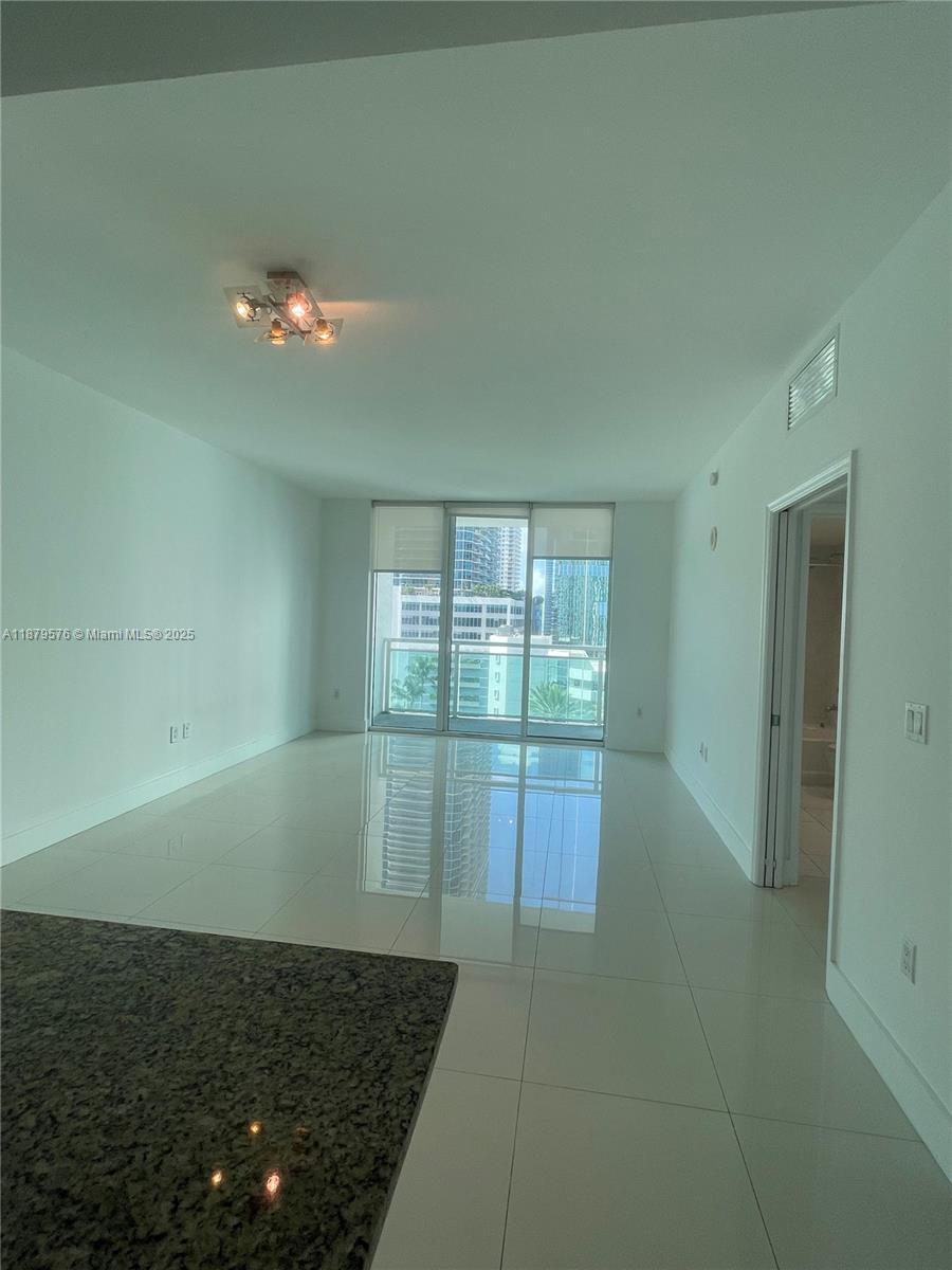 950 Brickell Bay Dr 1703