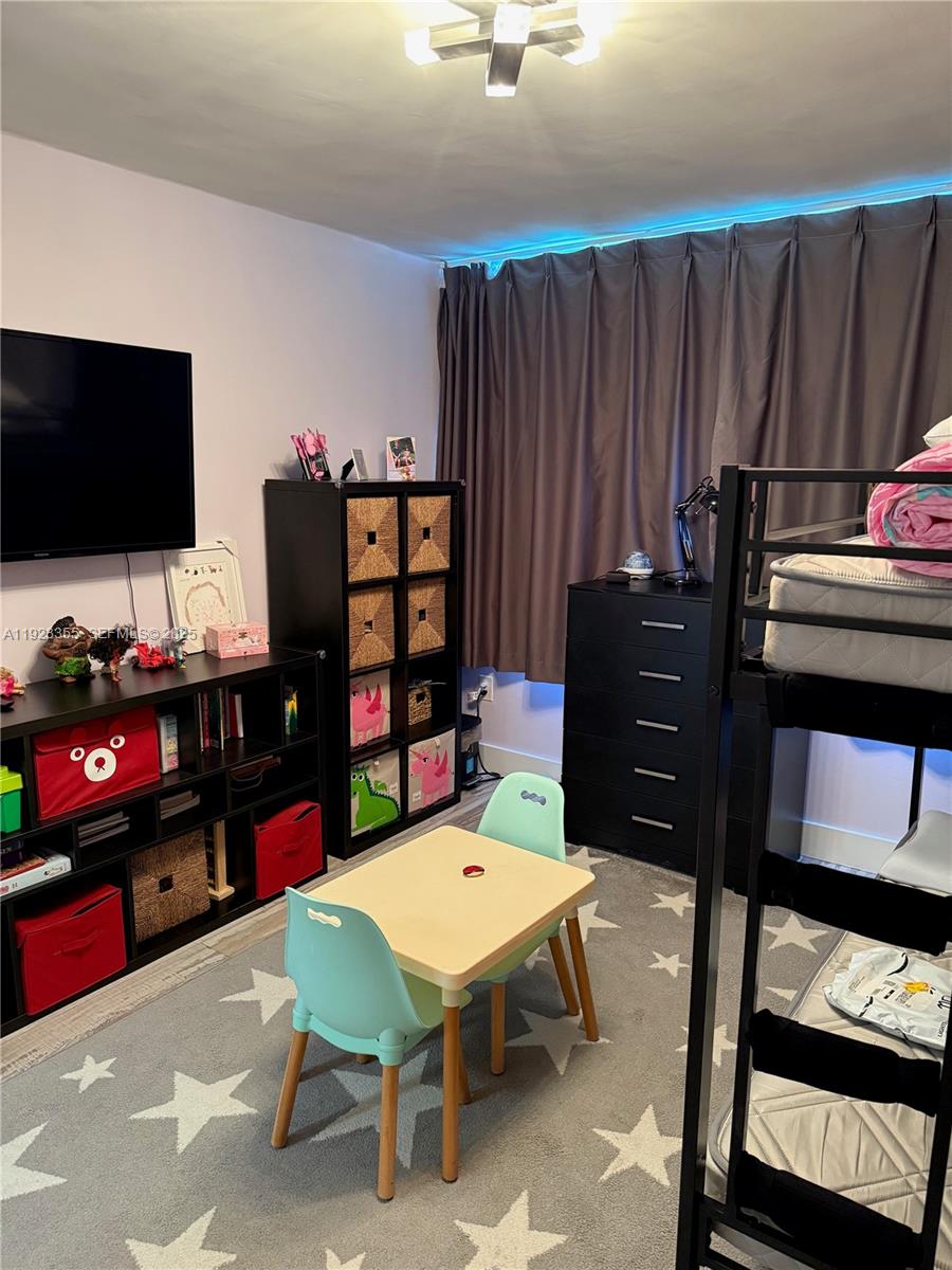 ROYAL EMBASSY CONDO - Residential