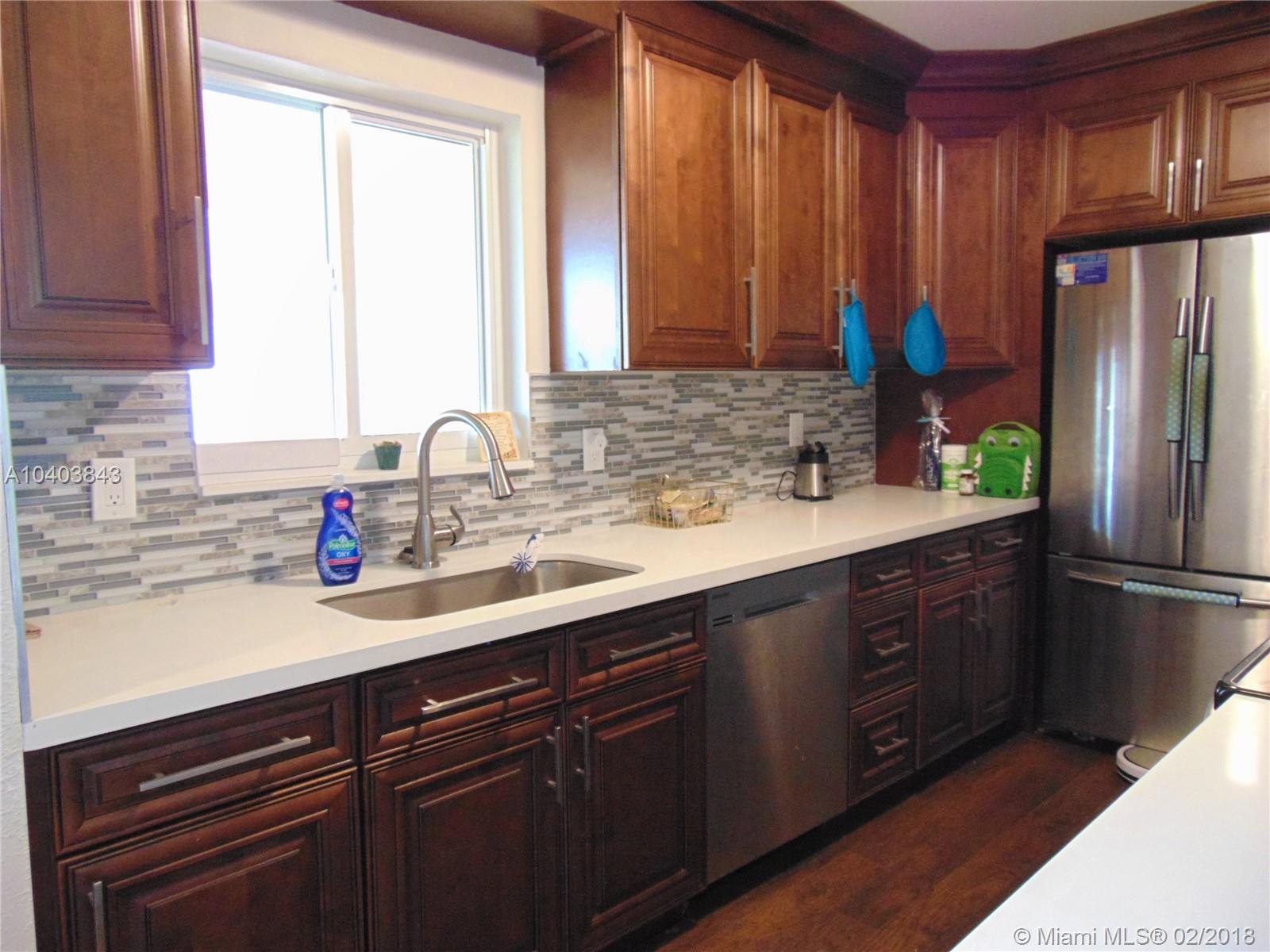 SOUTH HOLLYWOOD AMD PLAT - Residential