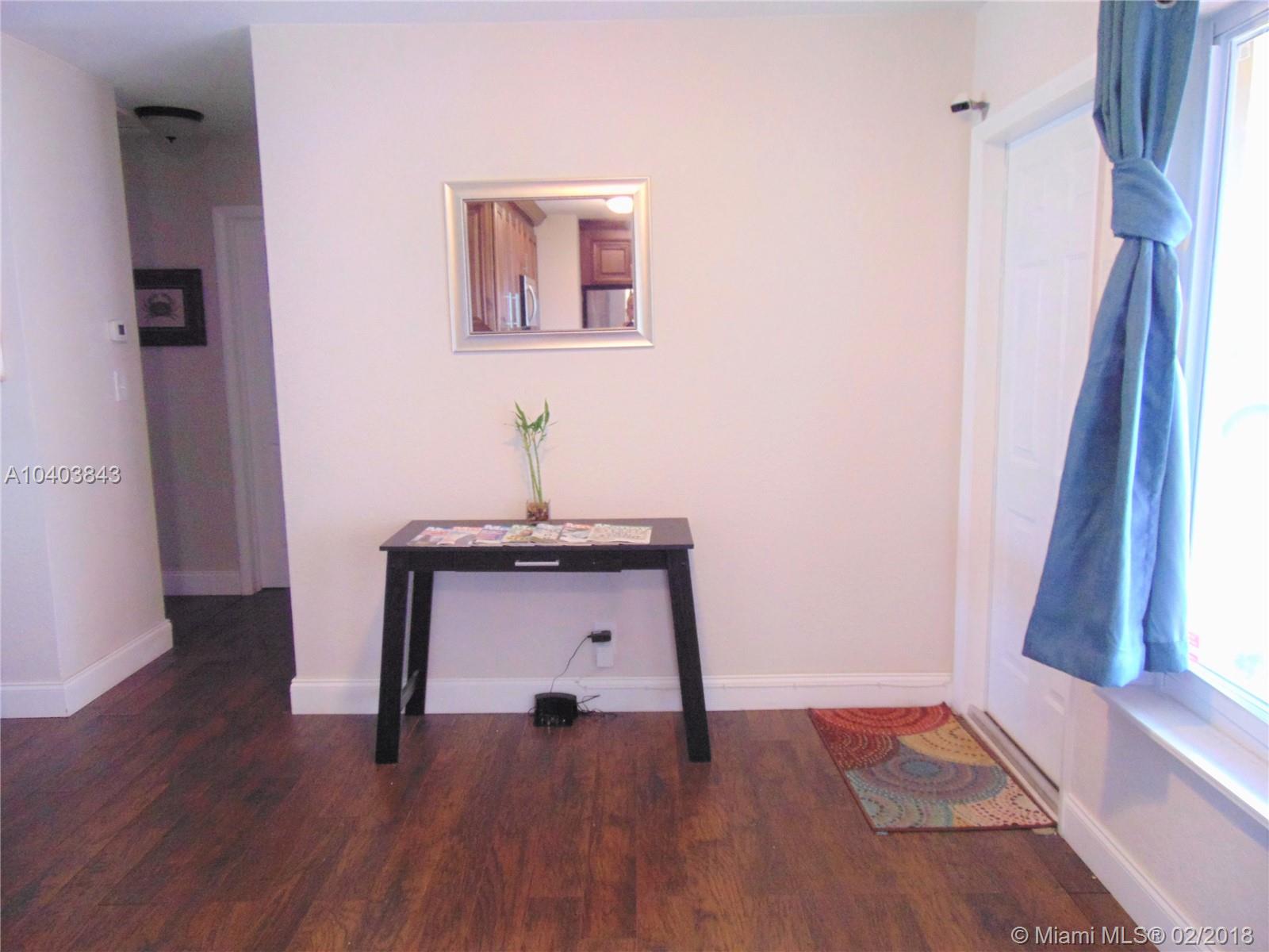 SOUTH HOLLYWOOD AMD PLAT - Residential