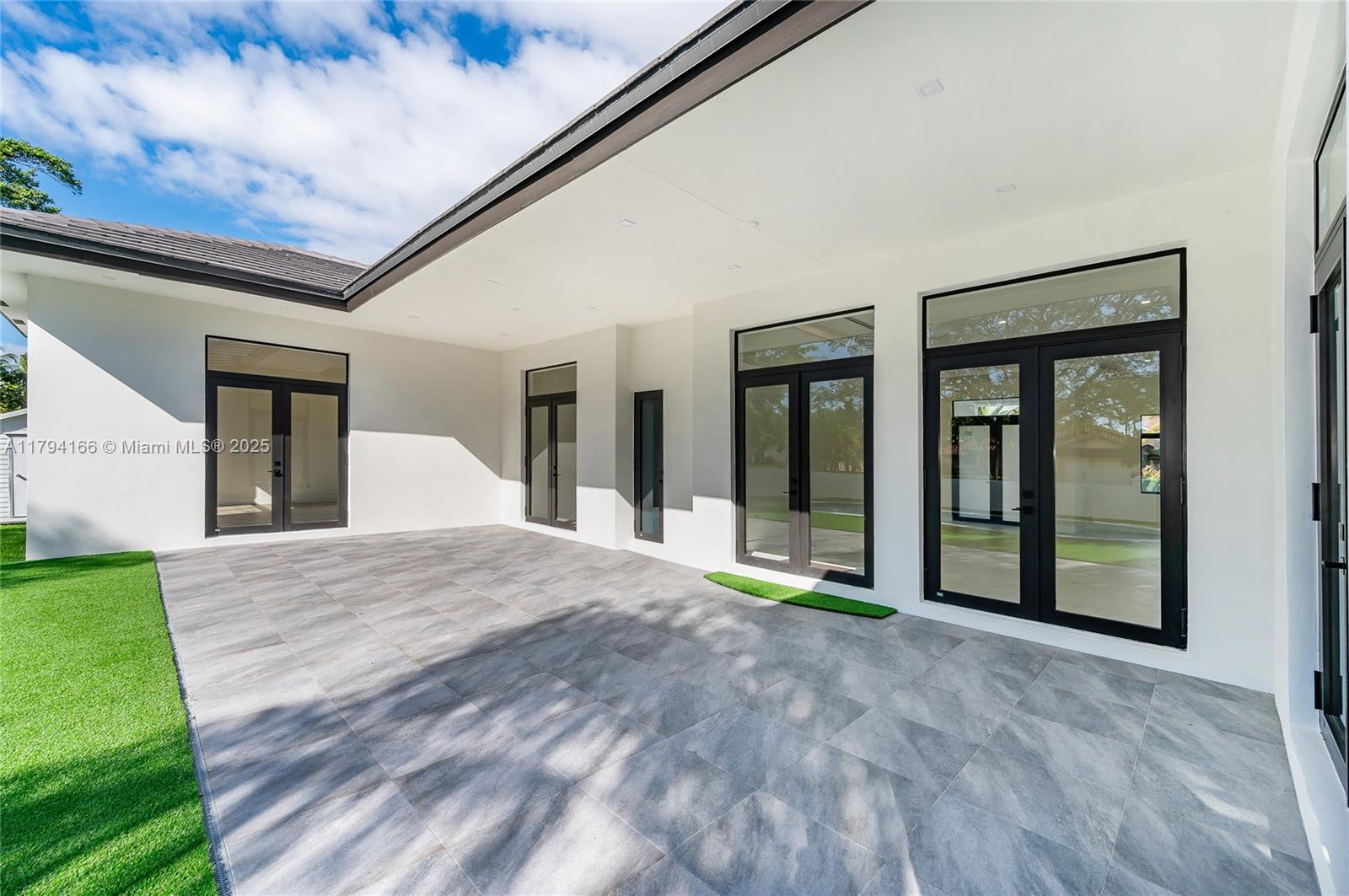 ESTATES AT THE FALLS - Residential