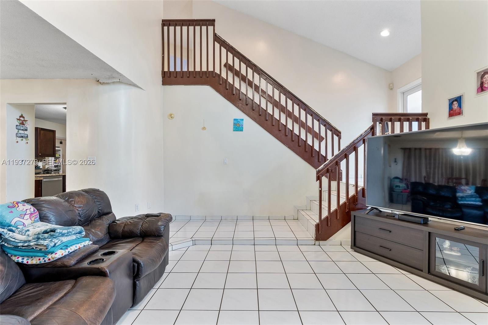 SHOMA HOMES AT KENDALL - Residential