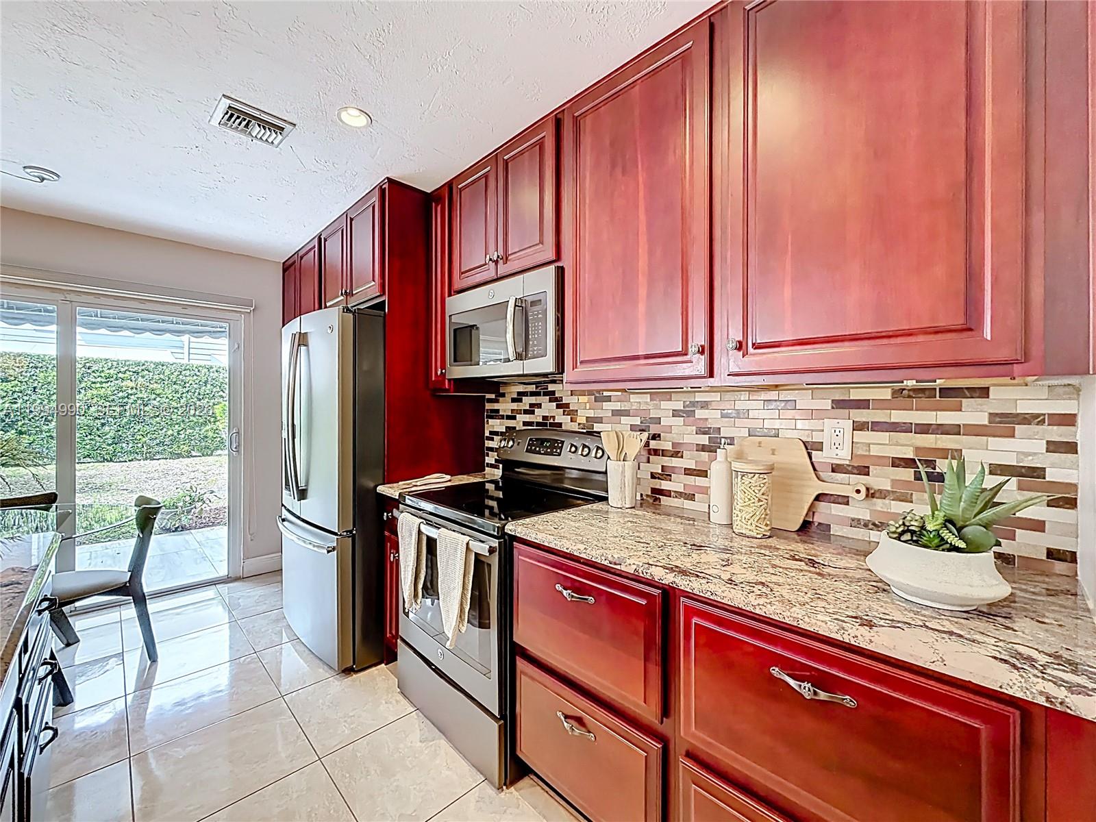 FAIRFIELD AT BOCA 5 OF CE - Residential