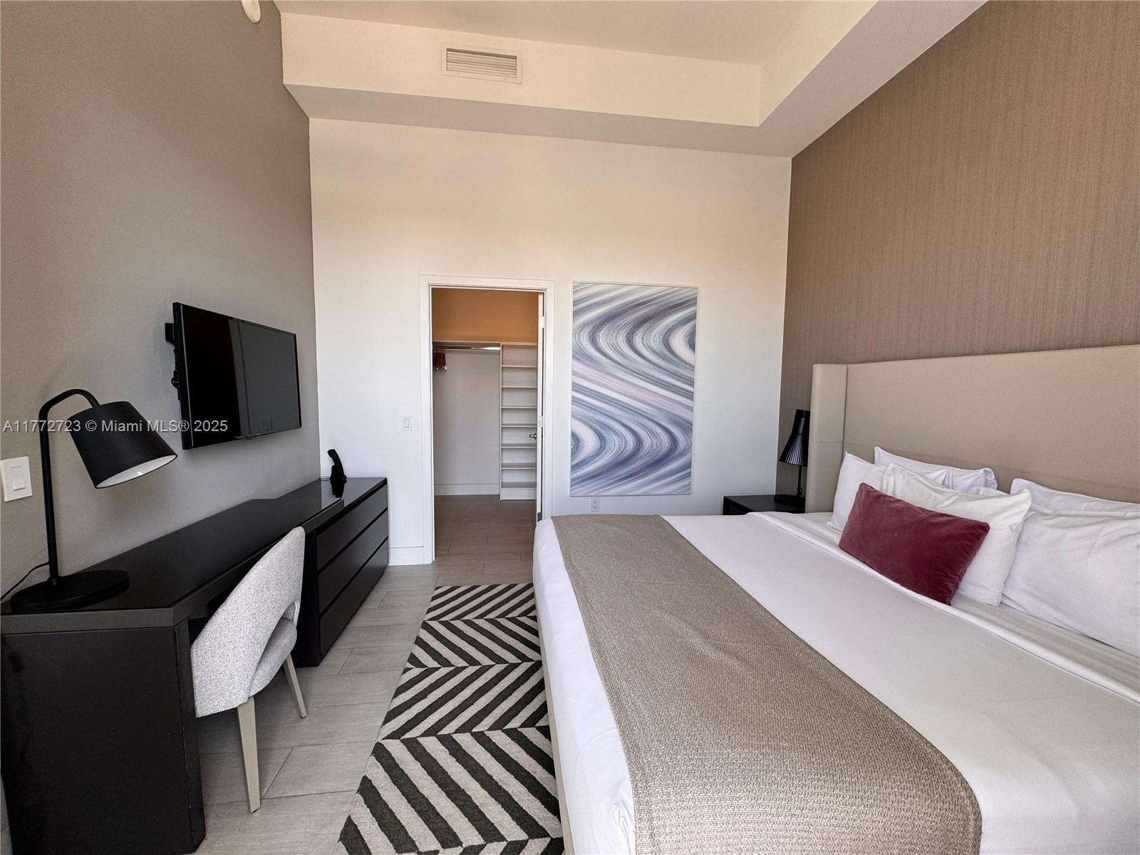 4010 S Ocean Dr R204