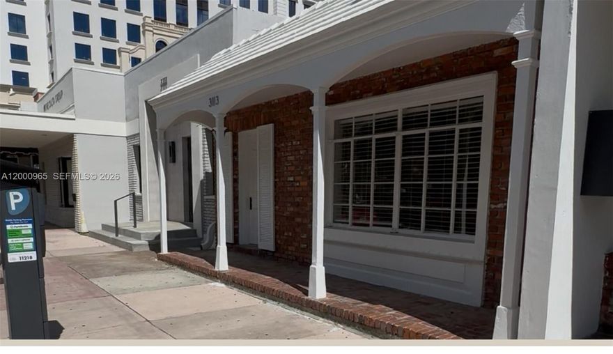 EXCELLENT PRICE REDUCTION;

FOR LEASE

$28.00 per sq ft, Beautiful Medical or Attorney Office, Freestanding on Ponce de Leon Blvd next to Circle.

Must See.
