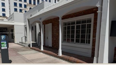 3113 Ponce De Leon Blvd Coral Gables FL 33134