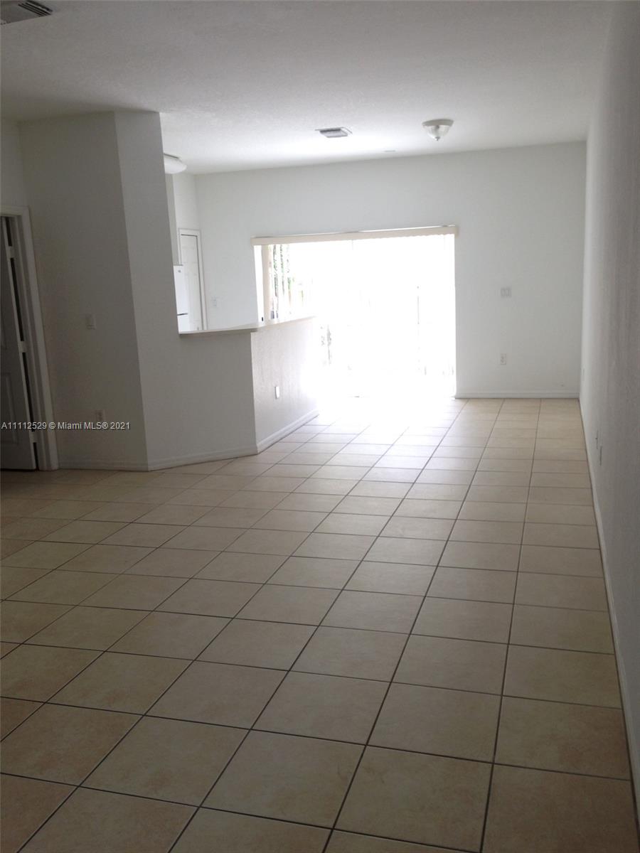 LEEWARD AT ISLANDS AT DOR - Residential Lease