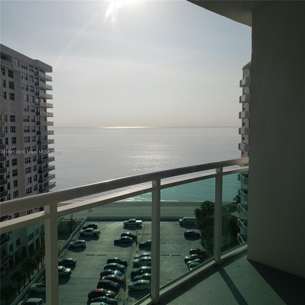 Photo of 3001 S Ocean Dr #1245, Hollywood, FL 33019 (MLS # A11645300)