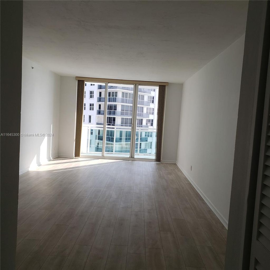 Photo of 3001 S Ocean Dr #1245, Hollywood, FL 33019 (MLS # A11645300)