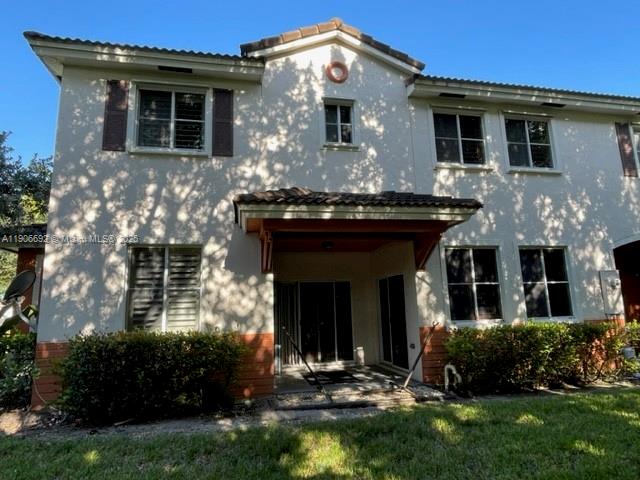 SOLABELLA CONDO - Residential Lease