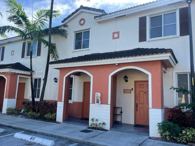 SOLABELLA CONDO - Residential Lease