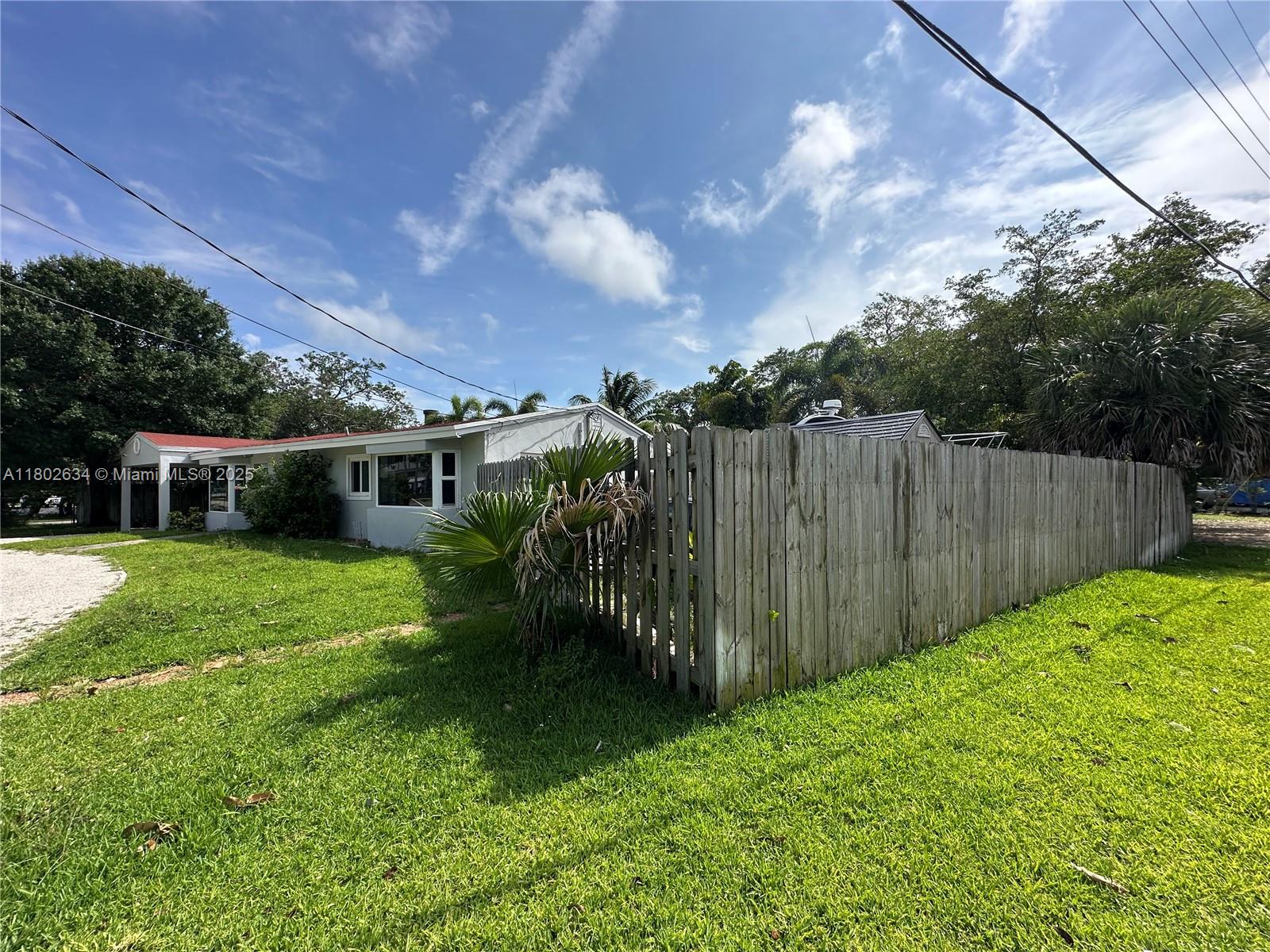 HAZELWOOD ACRES - Residential Lease