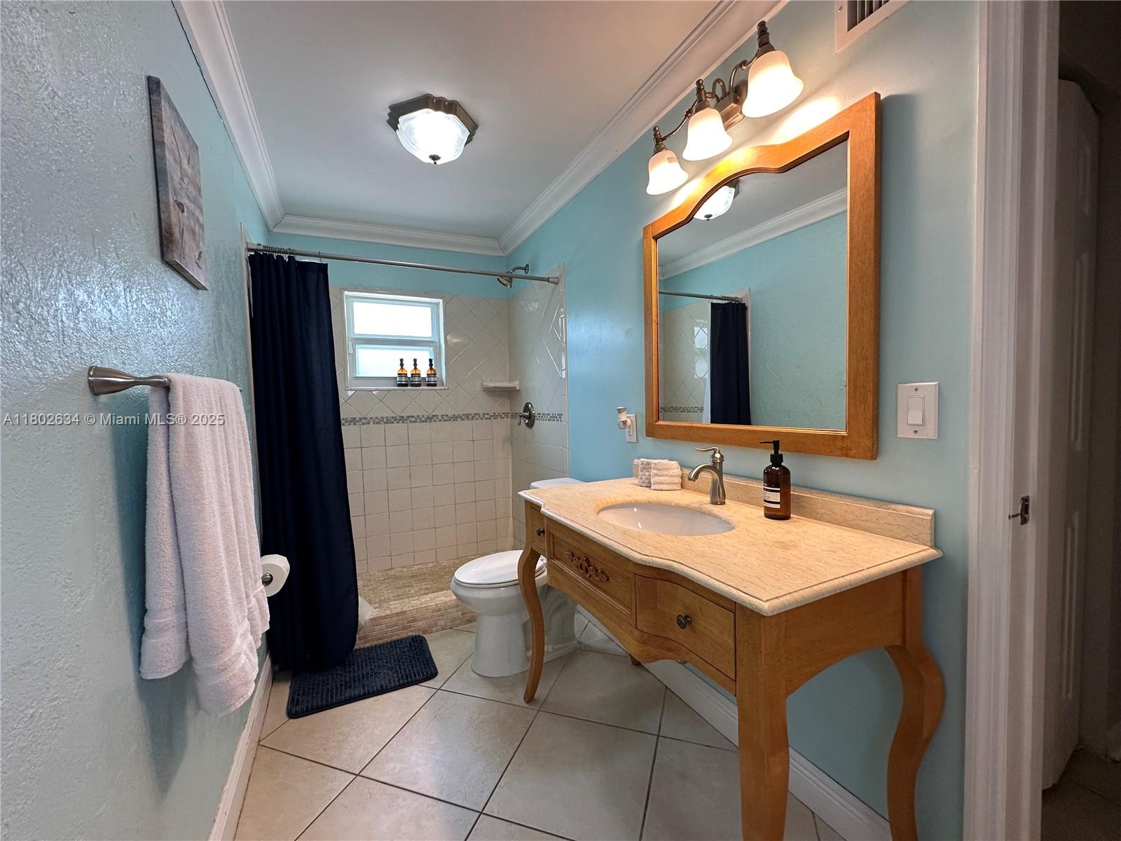 HAZELWOOD ACRES - Residential Lease