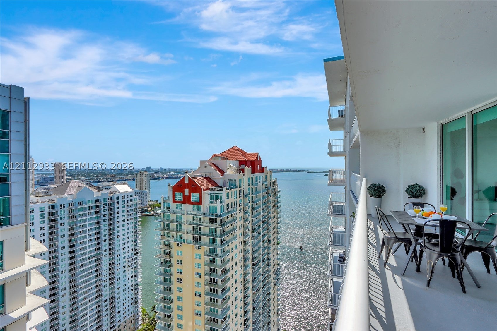 1200 Brickell Bay Dr 4106