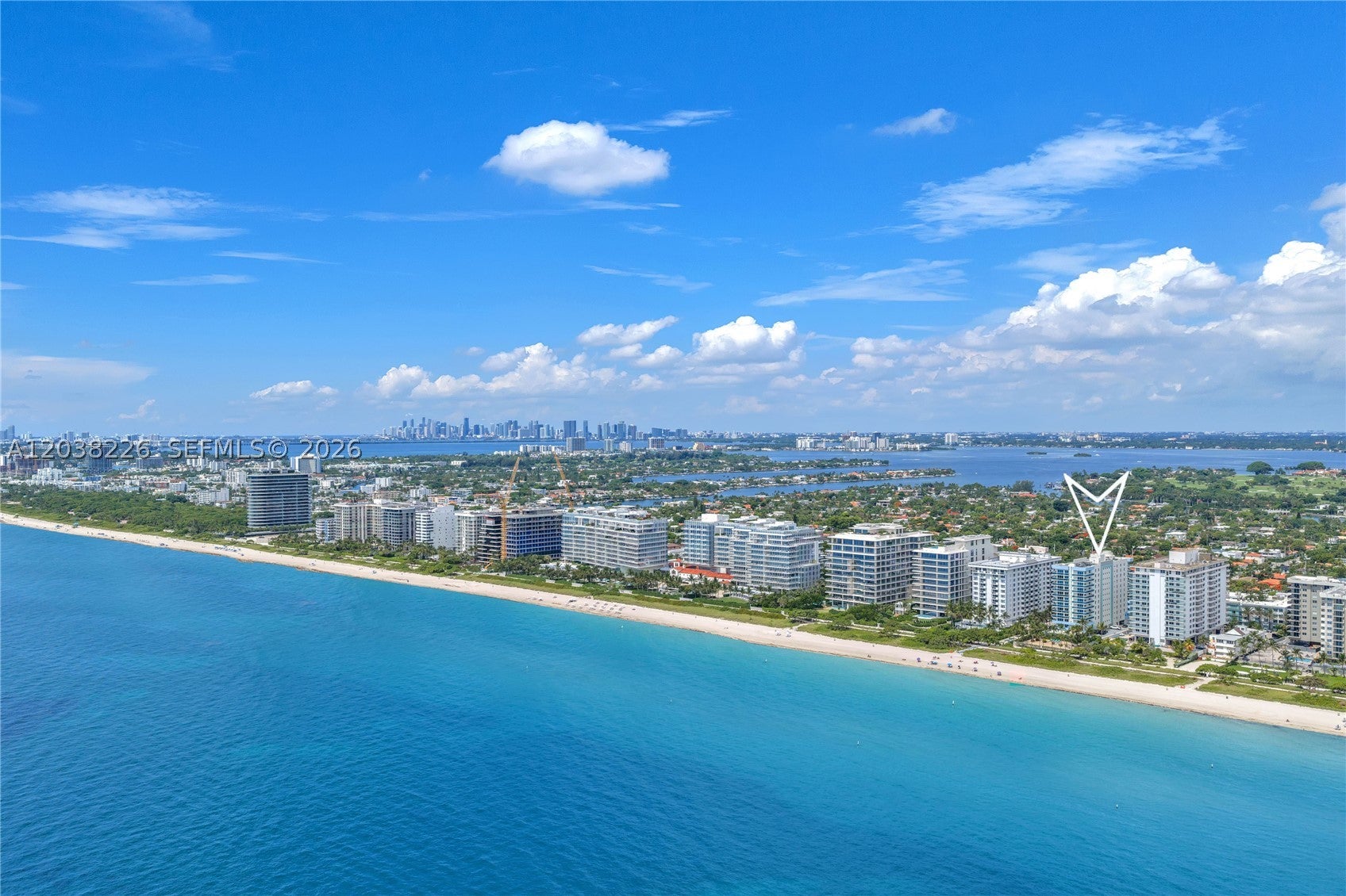 9201 Collins Ave (Remodel & Furniture) 422