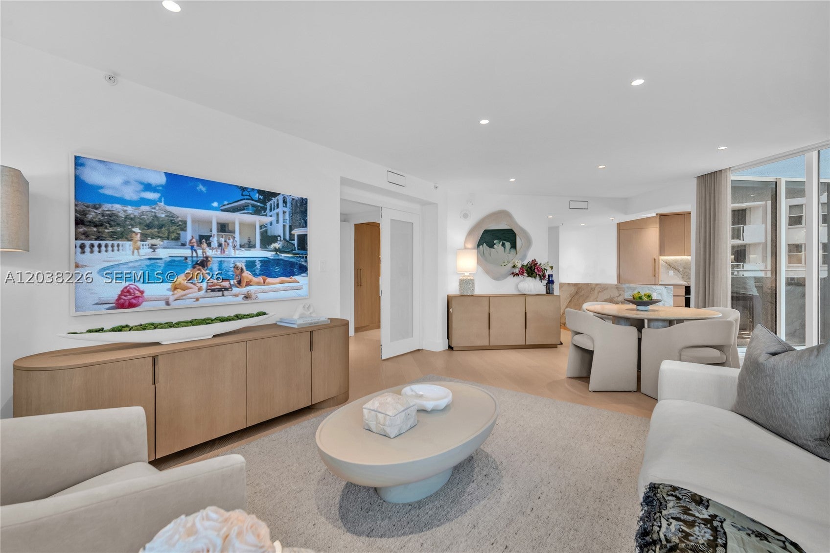 9201 Collins Ave (Remodel & Furniture) 422