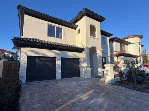 15387 SW 21st Ln 1 Miami FL 33185