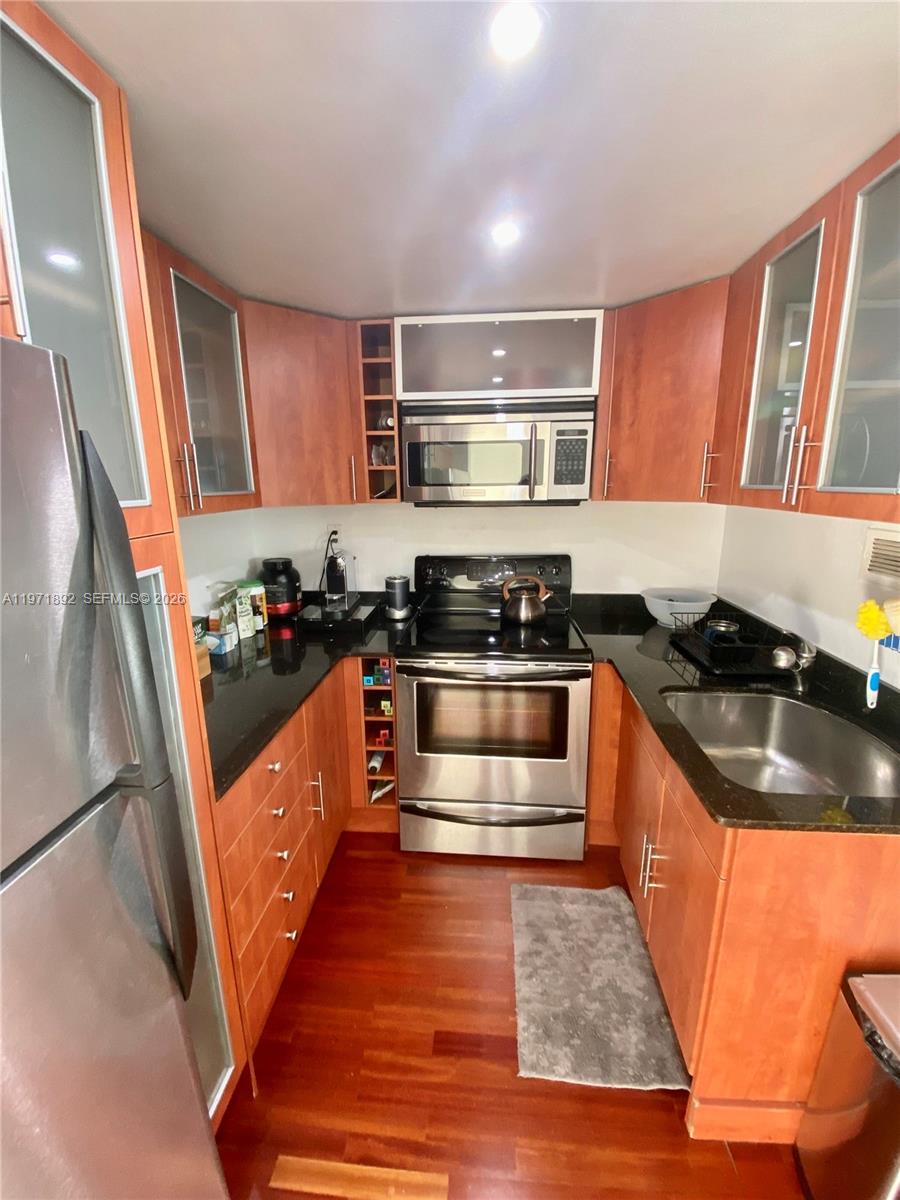 MIRADOR 1000 CONDO - Residential