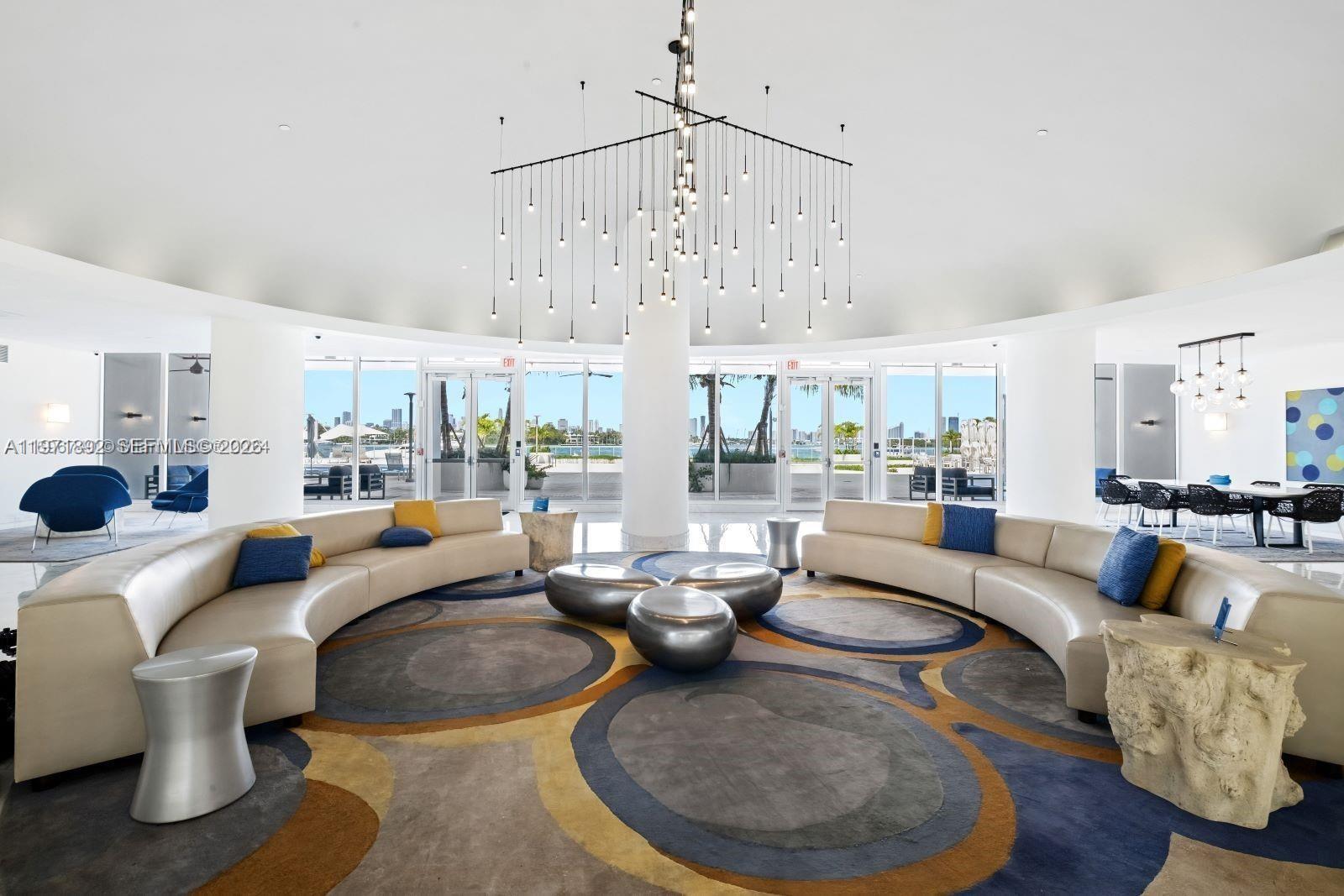 MIRADOR 1000 CONDO - Residential