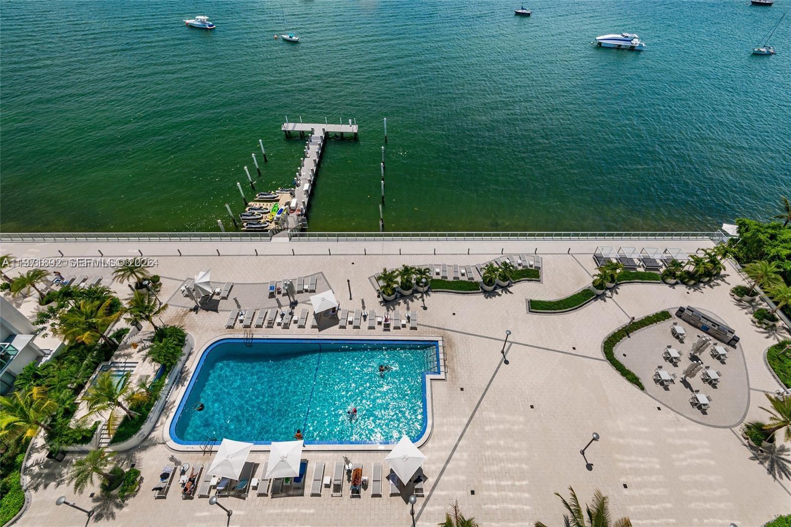 MIRADOR 1000 CONDO - Residential