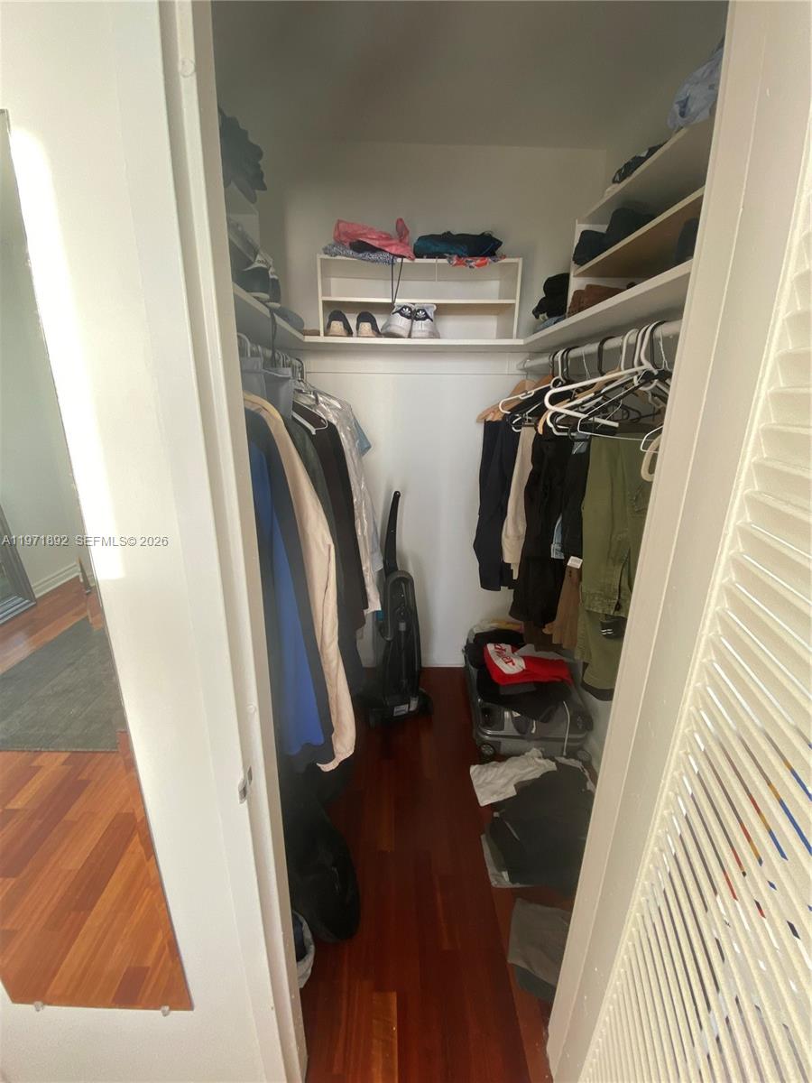 MIRADOR 1000 CONDO - Residential