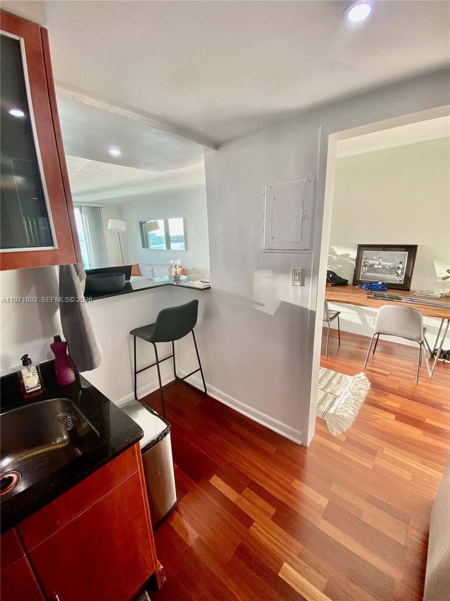 MIRADOR 1000 CONDO - Residential