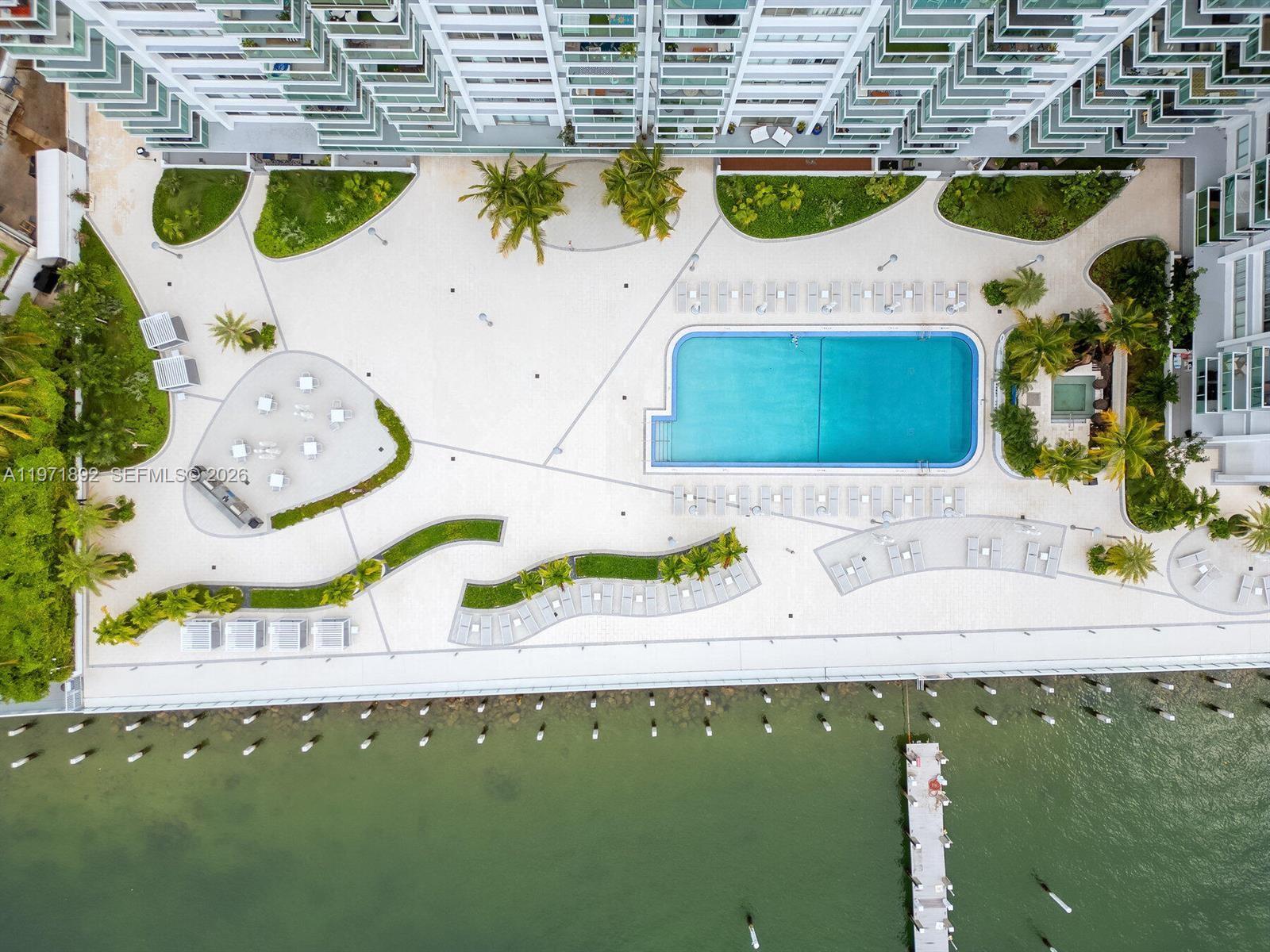 MIRADOR 1000 CONDO - Residential