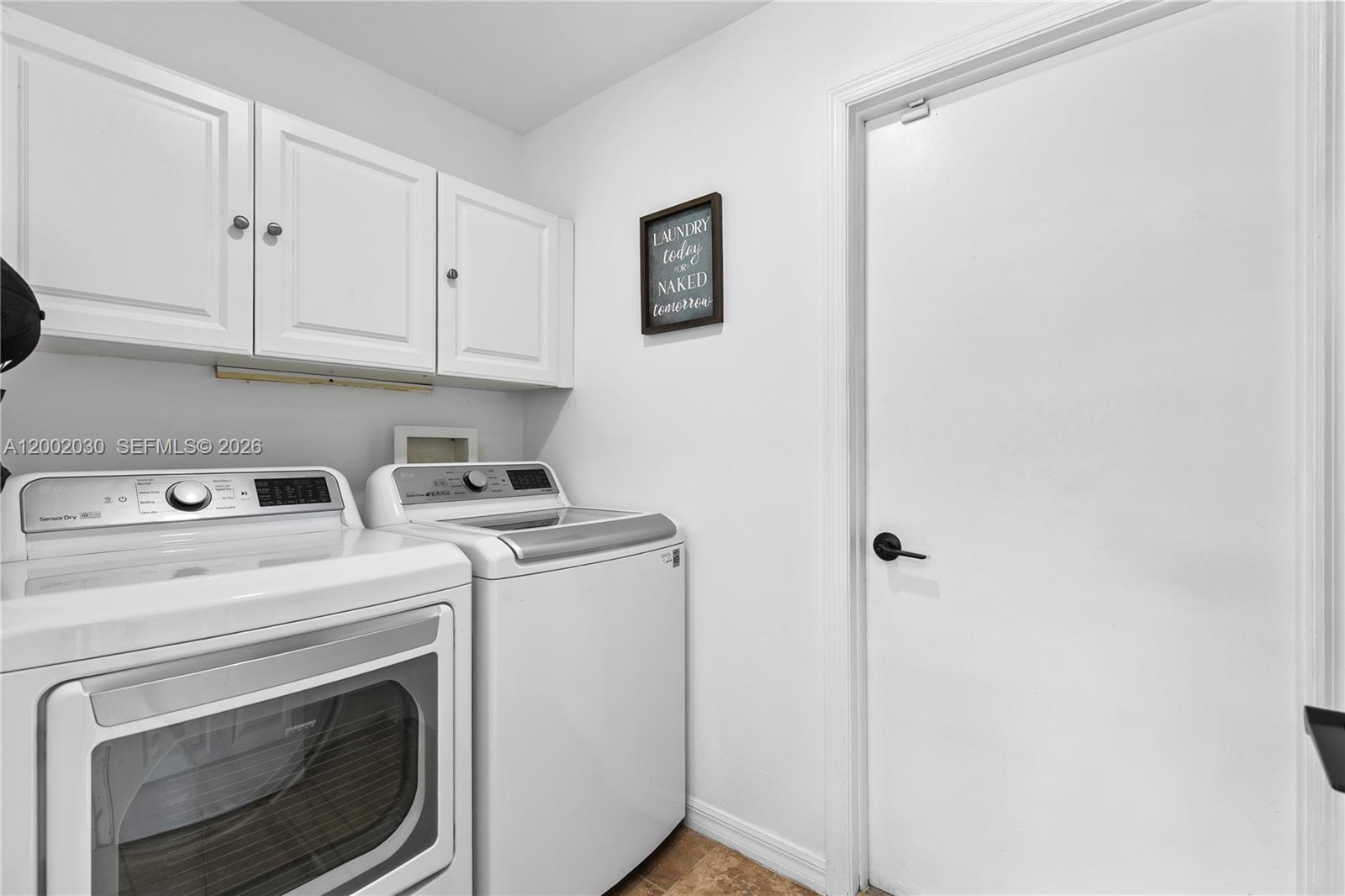 REGAL OAK SHORES UNIT 8 - Residential