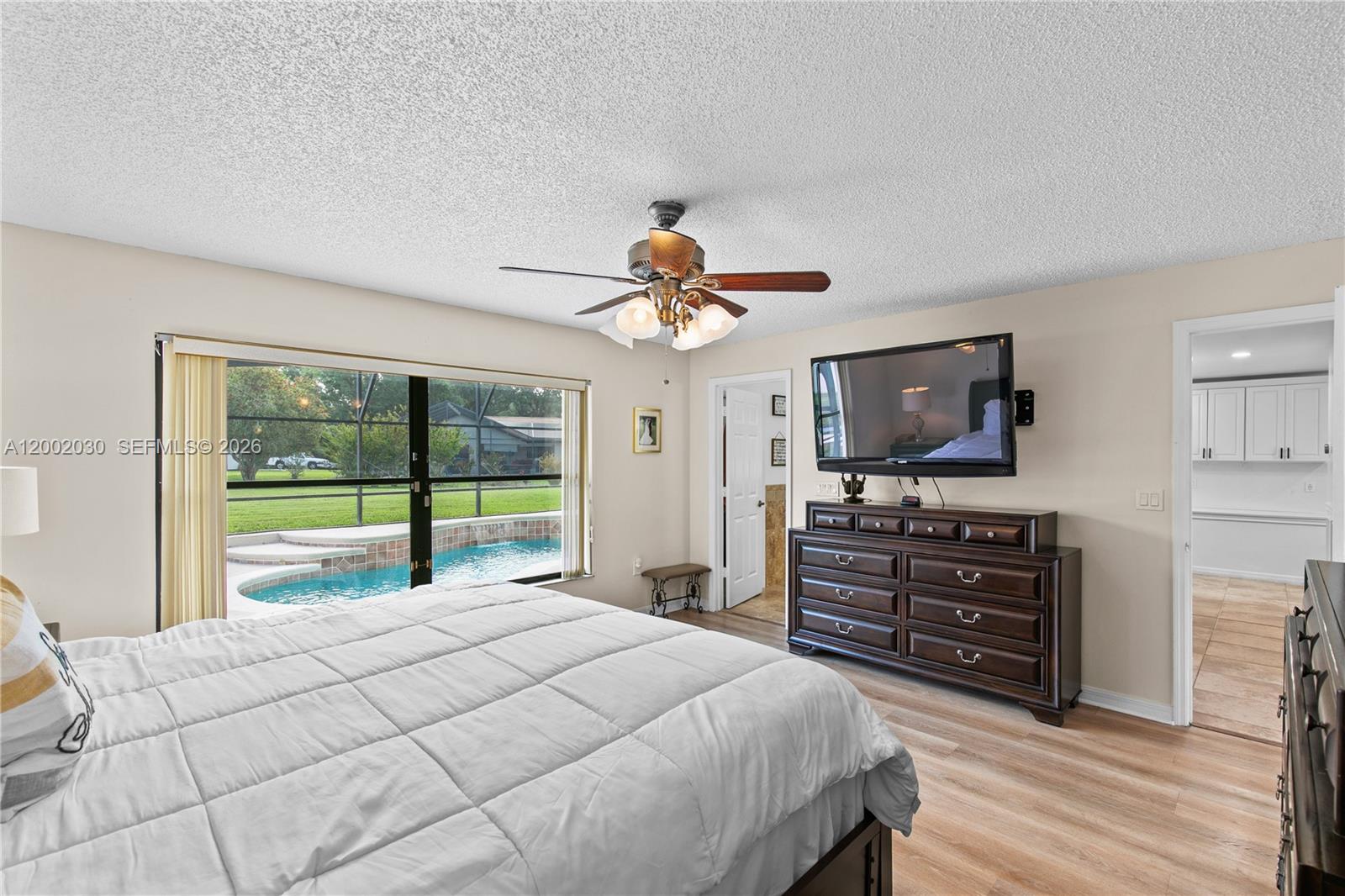 REGAL OAK SHORES UNIT 8 - Residential