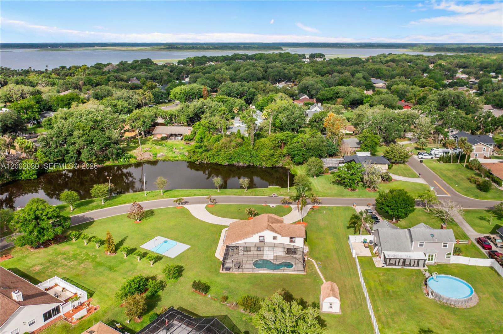 REGAL OAK SHORES UNIT 8 - Residential