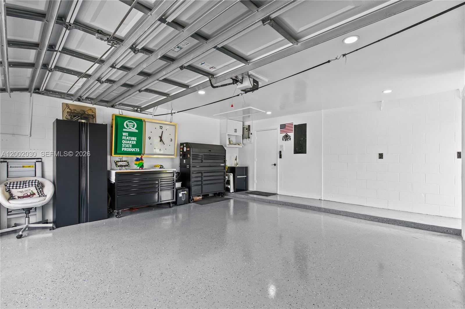 REGAL OAK SHORES UNIT 8 - Residential