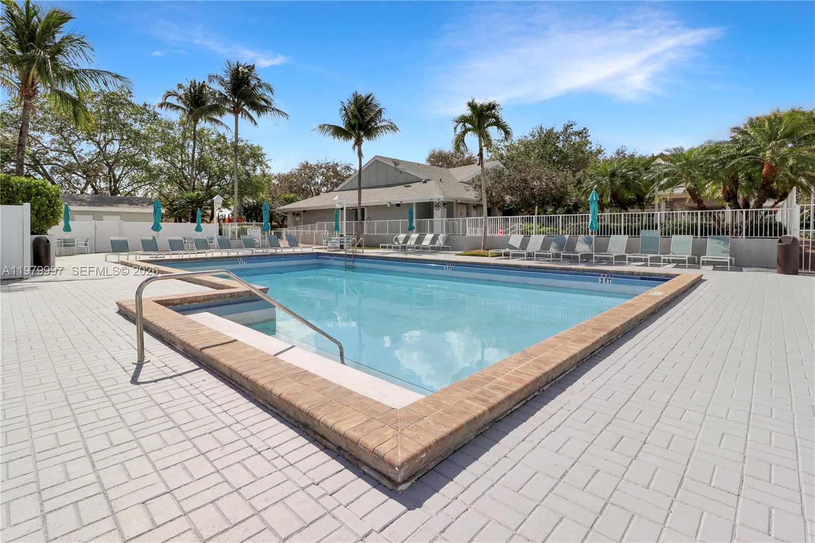 COUNTRY WALK SEC 5 - Residential