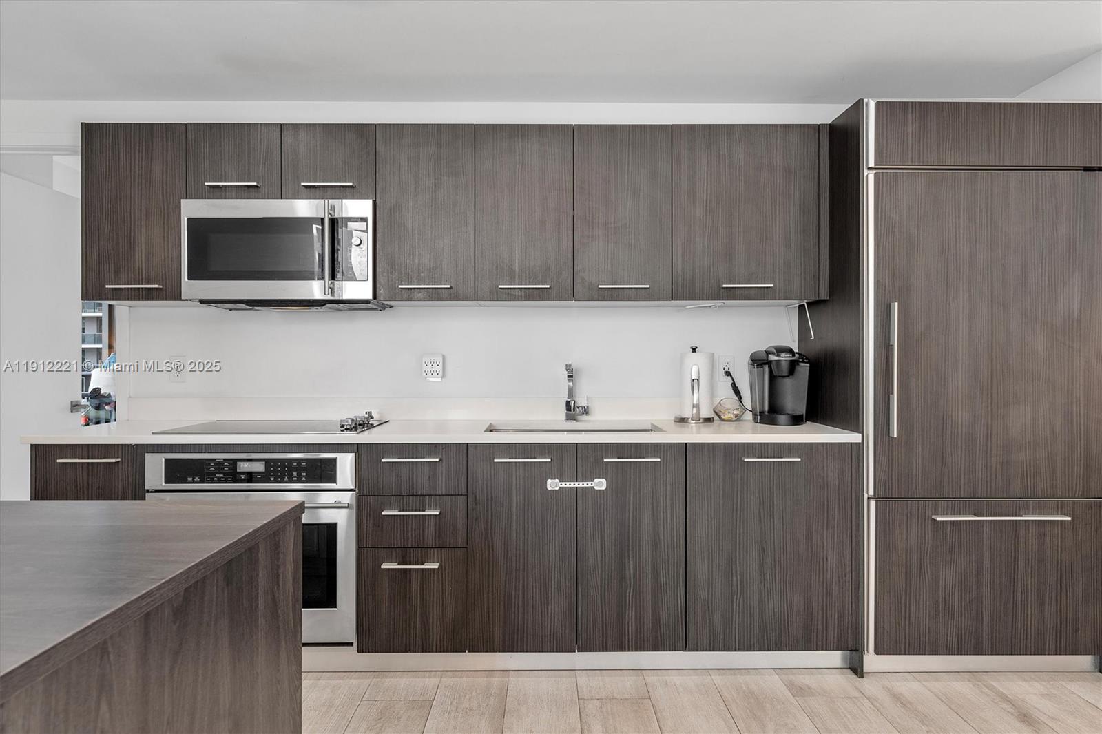 BRICKELL HEIGHTS EAST - Residential