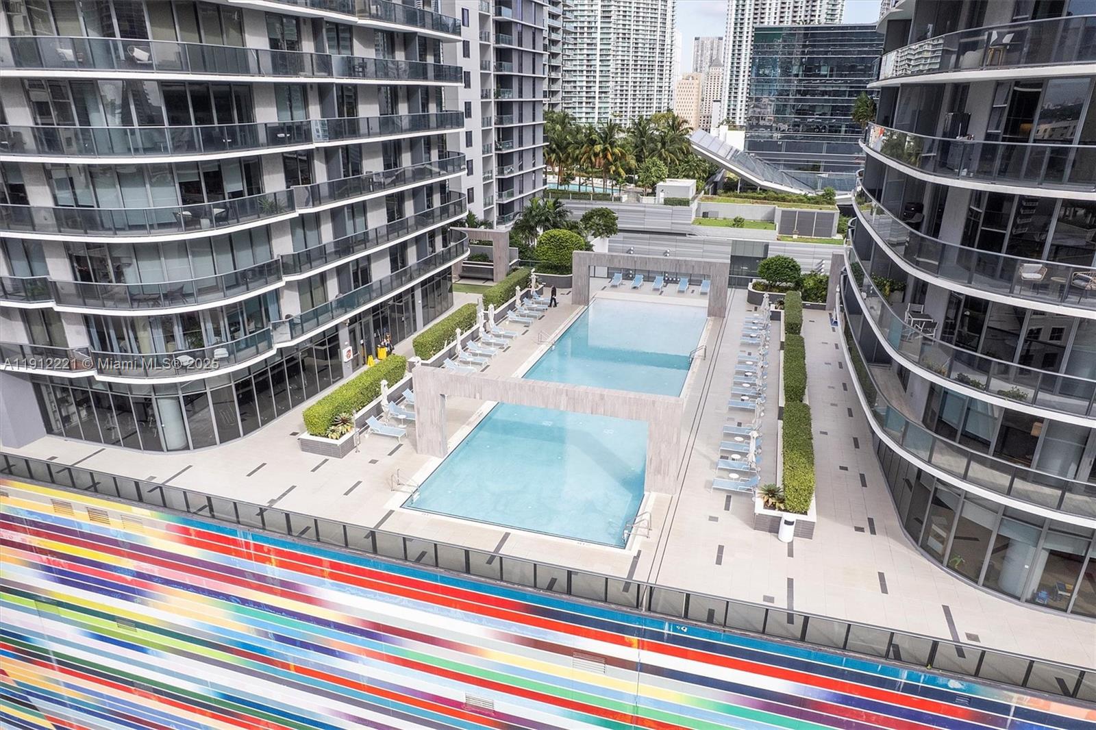 BRICKELL HEIGHTS EAST - Residential