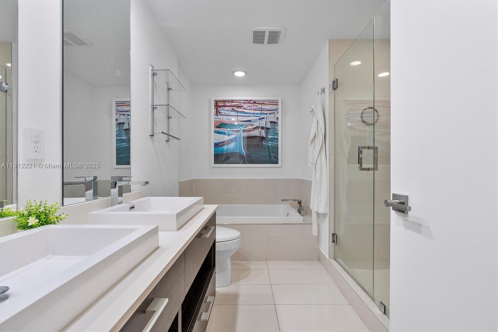 BRICKELL HEIGHTS EAST - Residential