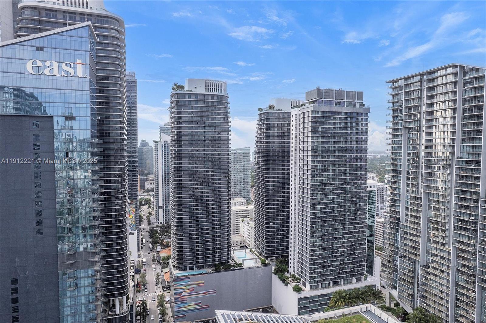 BRICKELL HEIGHTS EAST - Residential